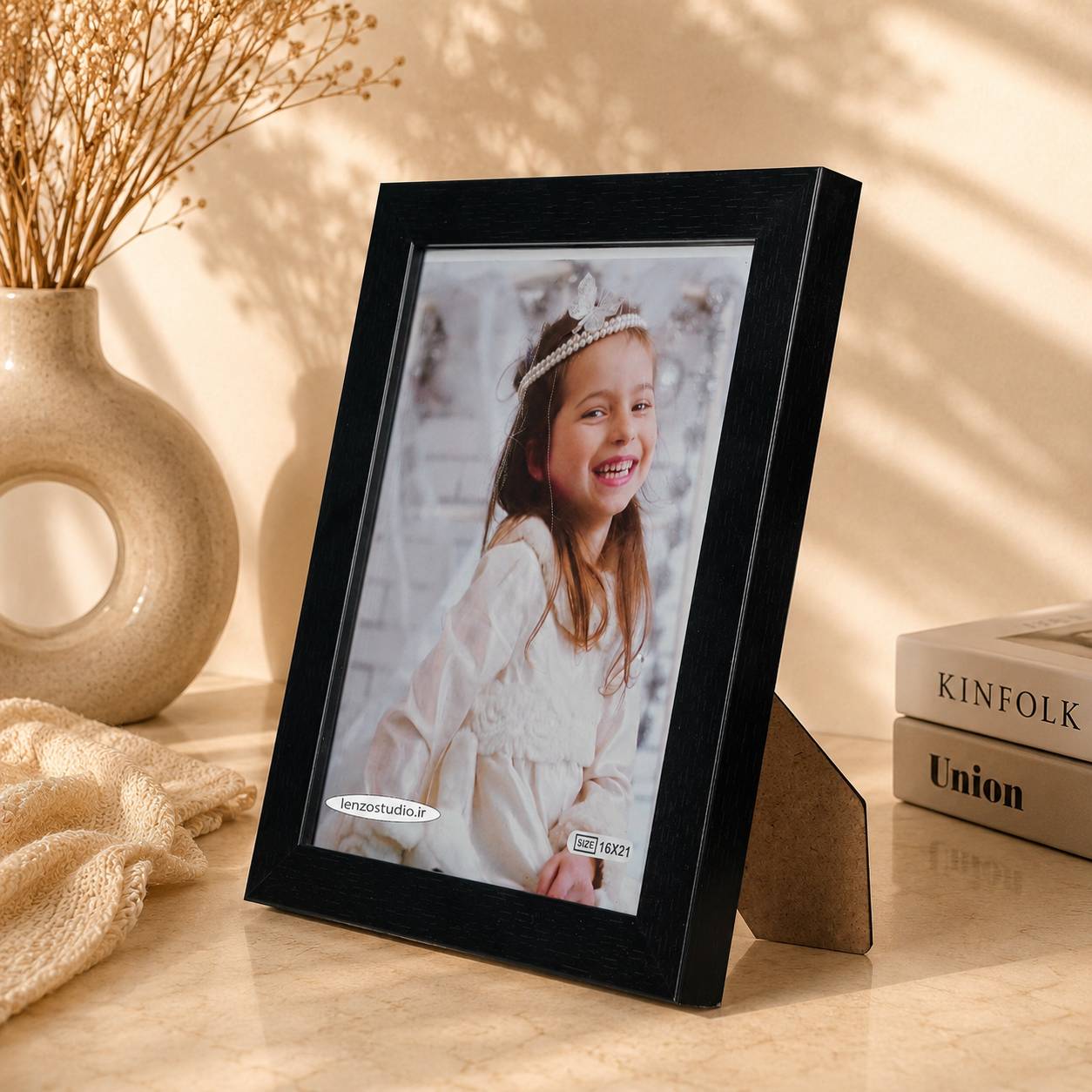 قاب عکس کلاسیک رومیزی و دیواری رنگ مشکی سایز 16x21